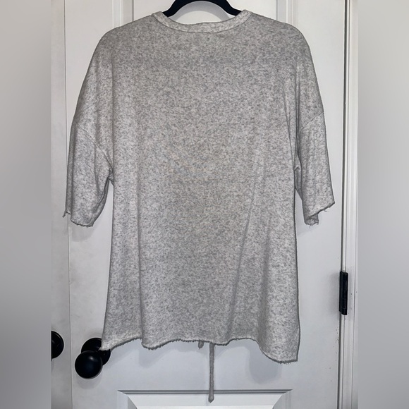 Hummingbird Grey Sweater Top - Picture 2 of 9